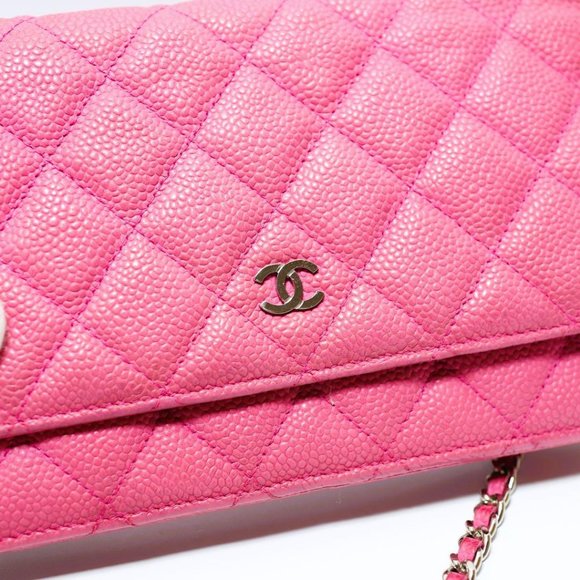 Authentic CHANEL Classic Pink Caviar Leather Wallet on Chain Crossbody Bag Purse - Picture 4 of 15